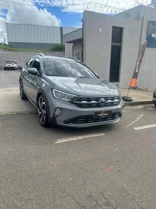 VOLKSWAGEN NIVUS 1.0 200 TSI TOTAL FLEX COMFORTLINE AUTOMÁTICO